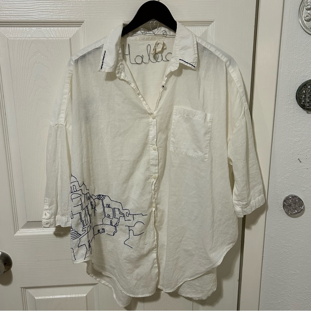 Anthropologie button down Santorini white blue travel oversize cotton embroidery